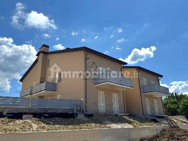 Trilocale via Ungheria, San Giacomo, Spoleto