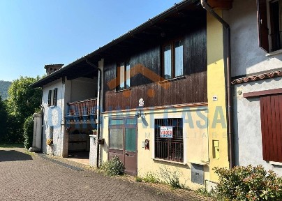 Terratetto plurifamiliare via San Nicola, Centro, Botticino