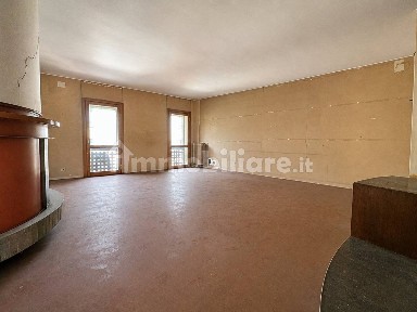 Terratetto unifamiliare via Alcide De Gasperi 45, Centro, Chiari
