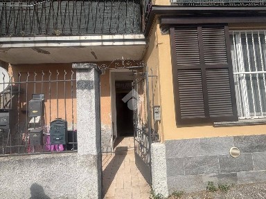 Trilocale via Francesco Lomonaco 21, Stazione - Ticinello, Pavia