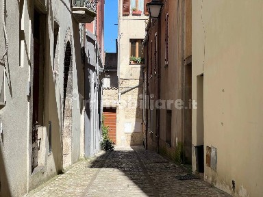Spoleto, Corso Giuseppe Mazzini, 79