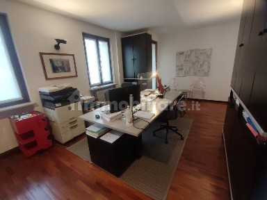 Trilocale via Torino 23, Centro, Casteggio
