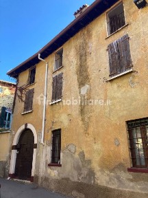 Terratetto unifamiliare vicolo della Cinta 10, Centro, Cellatica