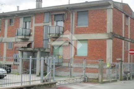Trilocale via roma 16, Corteolona, Corteolona e Genzone