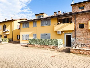 Bilocale via Roma, Centro, Codevilla