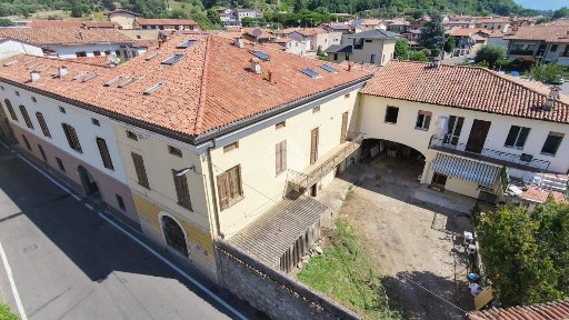 Terratetto plurifamiliare via Simoni 31, Centro, Adro