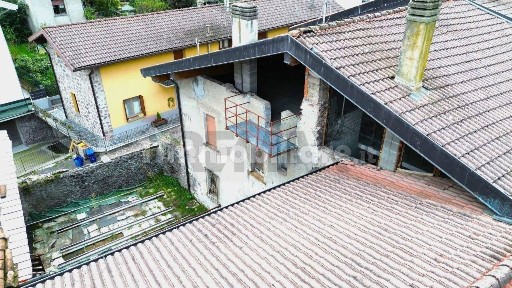 Terratetto unifamiliare via Mazzini 64 /, Centro, Darfo Boario Terme