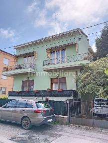 Appartamento via Oslavia 35, Viale Roma, Foligno