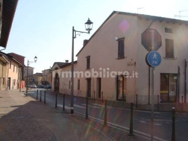 Terratetto plurifamiliare via della Repubblica, Centro, Ghedi