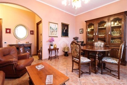 Quadrilocale via Roma 35, Centro, Travacò Siccomario
