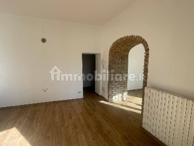 Terratetto unifamiliare piazza San Rocco, Pieve Vecchia, Villaggio Sanghen, Manerba del Garda