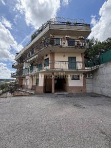 Bilocale ottimo stato, piano terra, Villa Pitignano, Perugia
