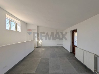Terratetto unifamiliare 137 m², ottimo stato, Centro, Esine