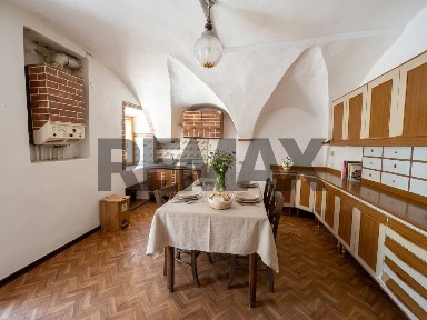 Terratetto plurifamiliare 101 m², da ristrutturare, Centro, Gianico