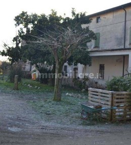 Casa indipendente all'asta via Iv Novembre, Borgo San Giacomo