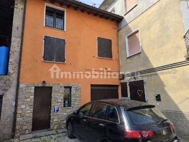 Terratetto unifamiliare via Passera, Gazzane, Preseglie