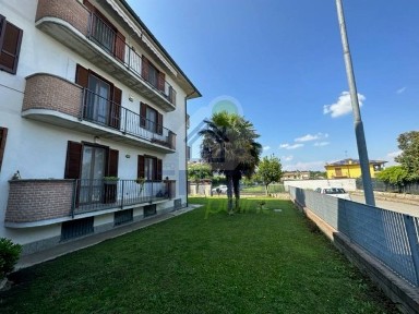 Trilocale via Don Alfredo Cremascoli, Centro, Miradolo Terme