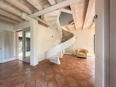 Terratetto unifamiliare 163 m², buono stato, Entroterra, Desenzano del Garda