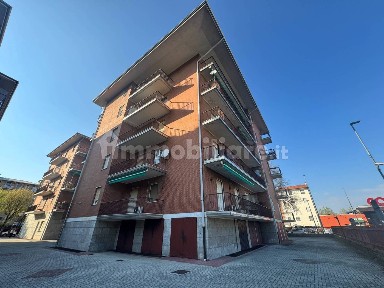 Trilocale via Leonardo Gerla 8B, San Giovannino - Pompieri, Pavia