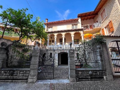 Terratetto unifamiliare 162 m², Gardola, Tignale