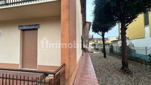 Appartamento via Fratelli Rosselli 9, Centro, Mede