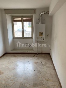 Terratetto unifamiliare 180 m², da ristrutturare, Centro, Serle