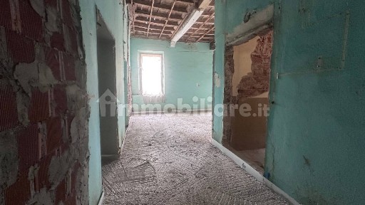 Quadrilocale viale della Libertà 8, Centro Storico, Pavia