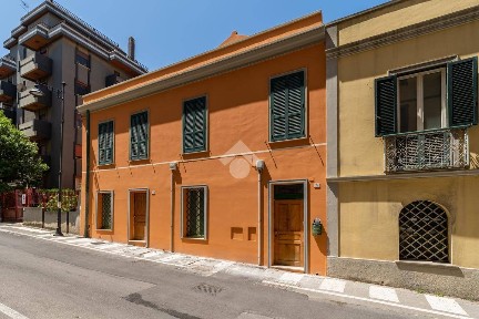 Terratetto plurifamiliare via Tristani 18, Villanova, Cagliari