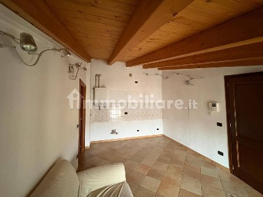 Bilocale via Giuseppe Mazzini, Centro, Gambolò