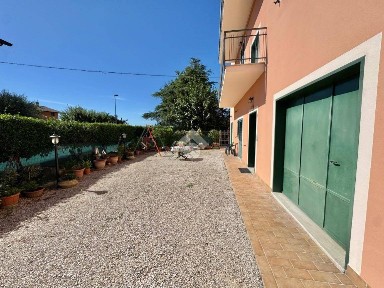 Quadrilocale via dell'Asilo 28, Palazzo, Petrignano, Assisi