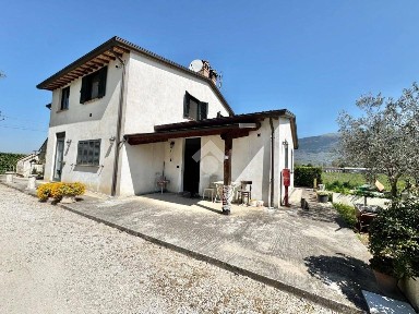 Quadrilocale via Passo della Pietra 1, Tordandrea, Castelnuovo, Assisi