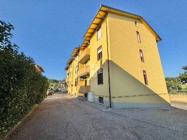 Quadrilocale viale Michelangelo 141, Palazzo, Petrignano, Assisi