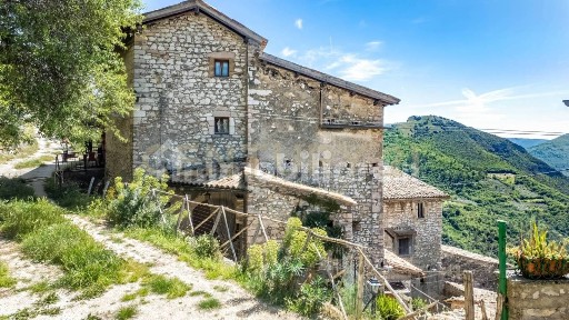 Appartamento Località Ancaiano, Valico della Somma, Cese, Ancaiano, Spoleto