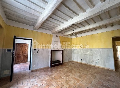 Quadrilocale via Luca Signorelli, Centro, Umbertide