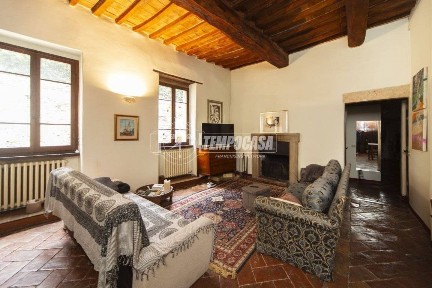 Perugia, Centro Storico, Via Bontempi 29