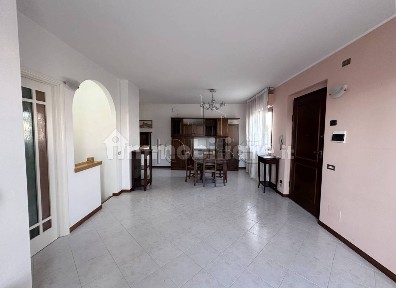 Appartamento via Sante Santinelli, Centro, Città di Castello