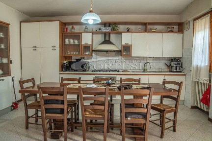 Trilocale via croce 10, Selci Lama, San Giustino