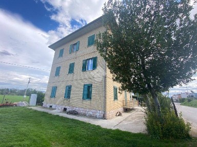 Quadrilocale via Santa Elisabetta 78, Vicinato Le Basse, Bastia Umbra
