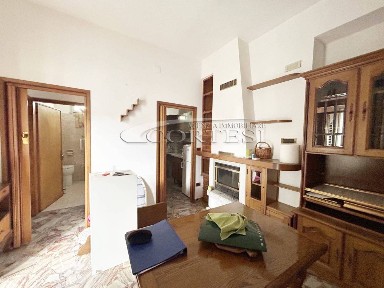 Trilocale via del roccolo 8, Centro, San Giustino