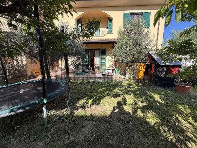 Trilocale viale Giuseppe Parini 54, Trestina, Città di Castello