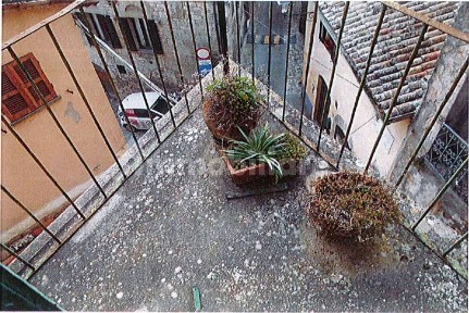 Appartamento all'asta via Porta Aurea 21, Todi
