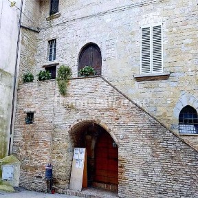 Appartamento all'asta via G. Reverberi, Cannara