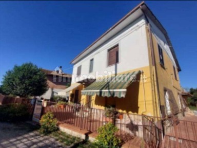 Appartamento all'asta via Evelina, Perugia
