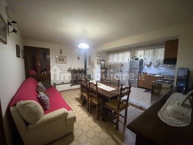 Appartamento viale Umbria, 26, Gioiello, Monte Santa Maria Tiberina