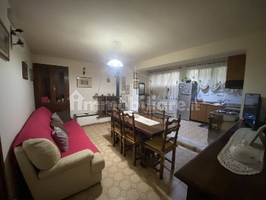 Appartamento viale Umbria, 26, Gioiello, Monte Santa Maria Tiberina