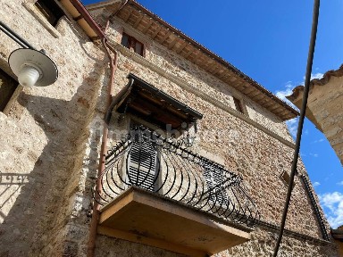 Quadrilocale via del Castello, Cerreto di Spoleto