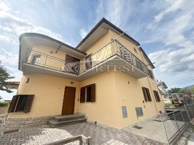 Quadrilocale via citernese 31, Centro, San Giustino