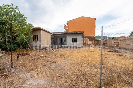Rustico via Matteotti, 56, Centro, Capoterra