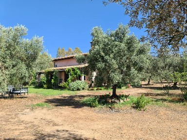 Cascina Strada Statale Orientale Sarda, San Vito