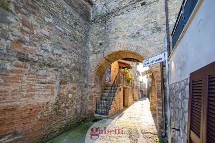 Quadrilocale Pantalla, 1, Pantalla, Todi